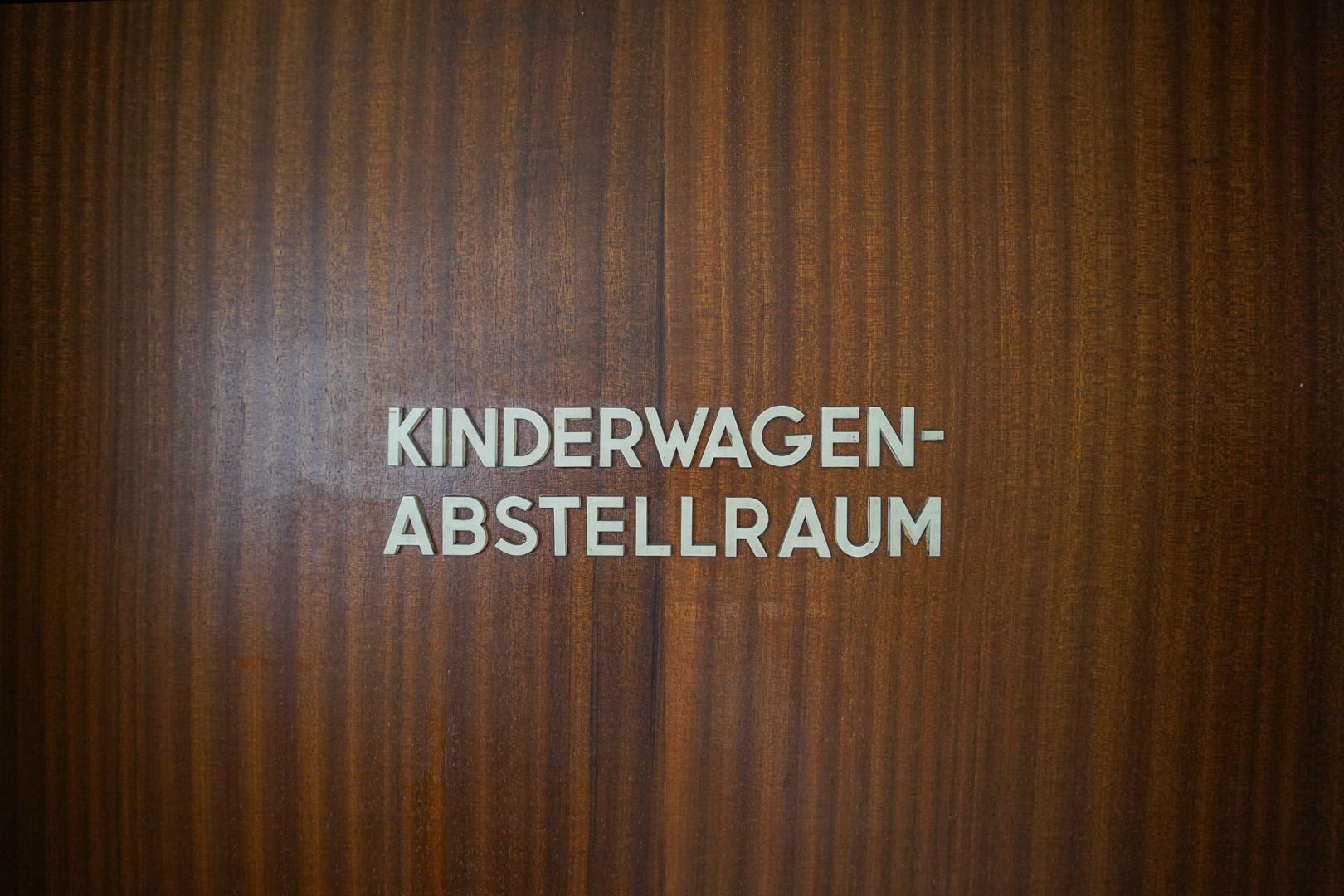 Kinderwagenabstellplatz