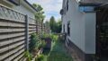 Garten Neben Haus