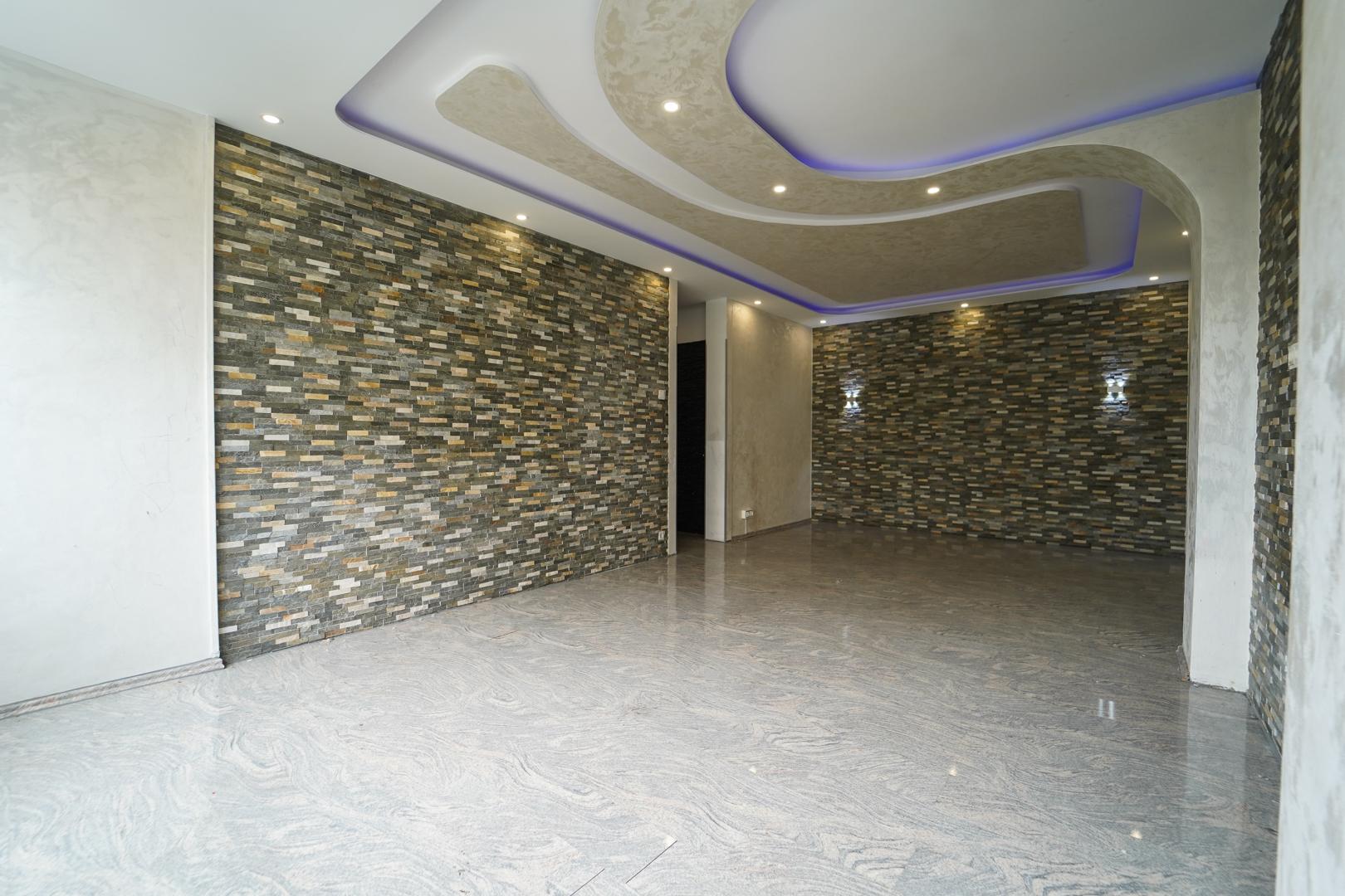 Wohnzimmer - Hinteransicht